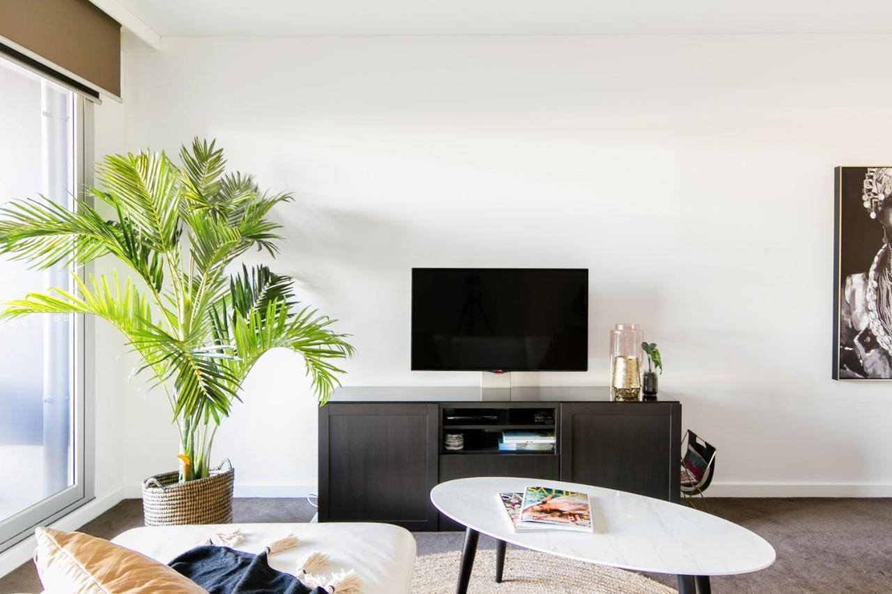 Lux 2Br Apt On Hindmarsh Sq-Pool-Gym-Sauna-Parking Аделаида Экстерьер фото
